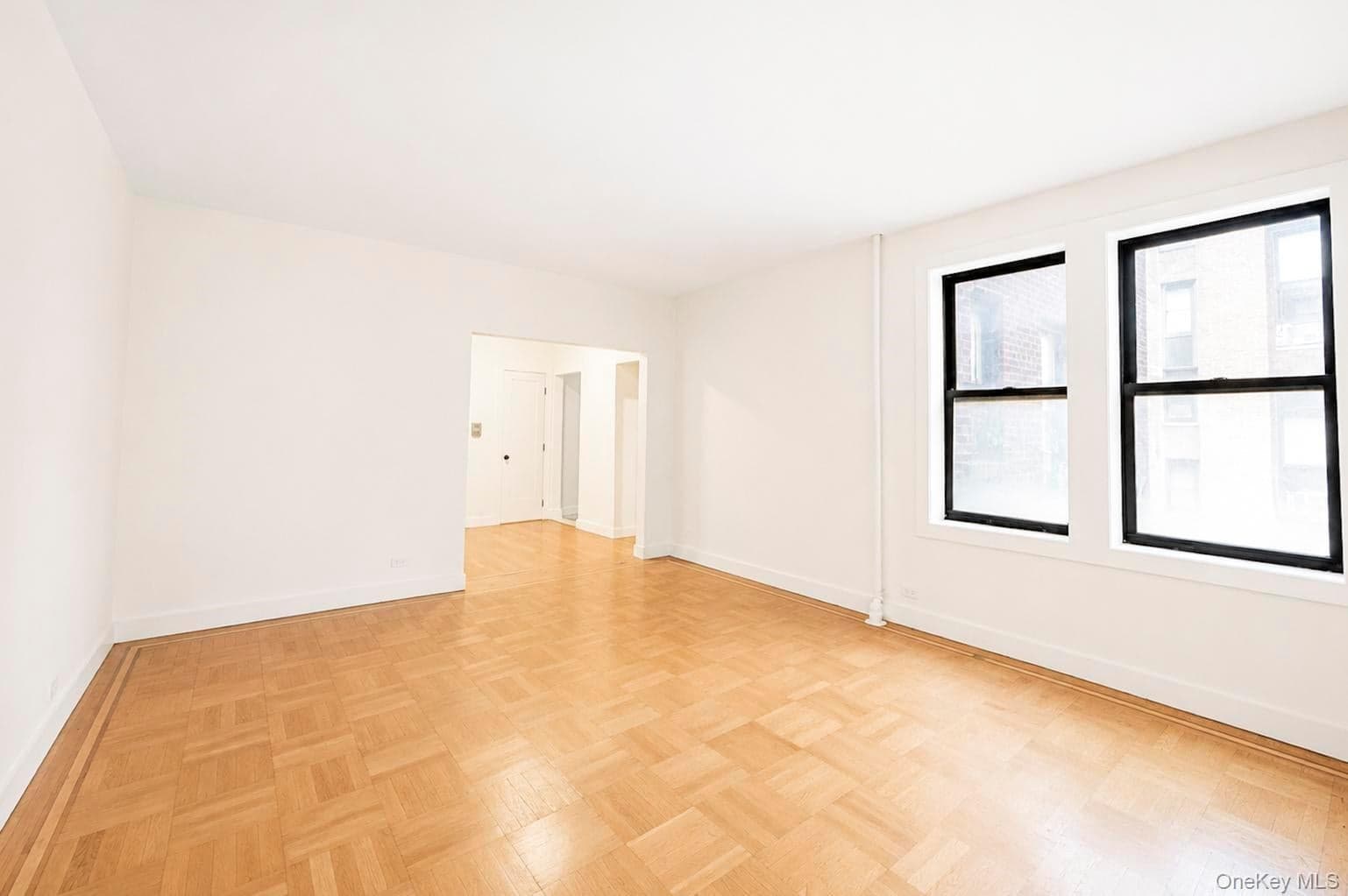 2925 Matthews Avenue Unit: 2H thumbnail 9