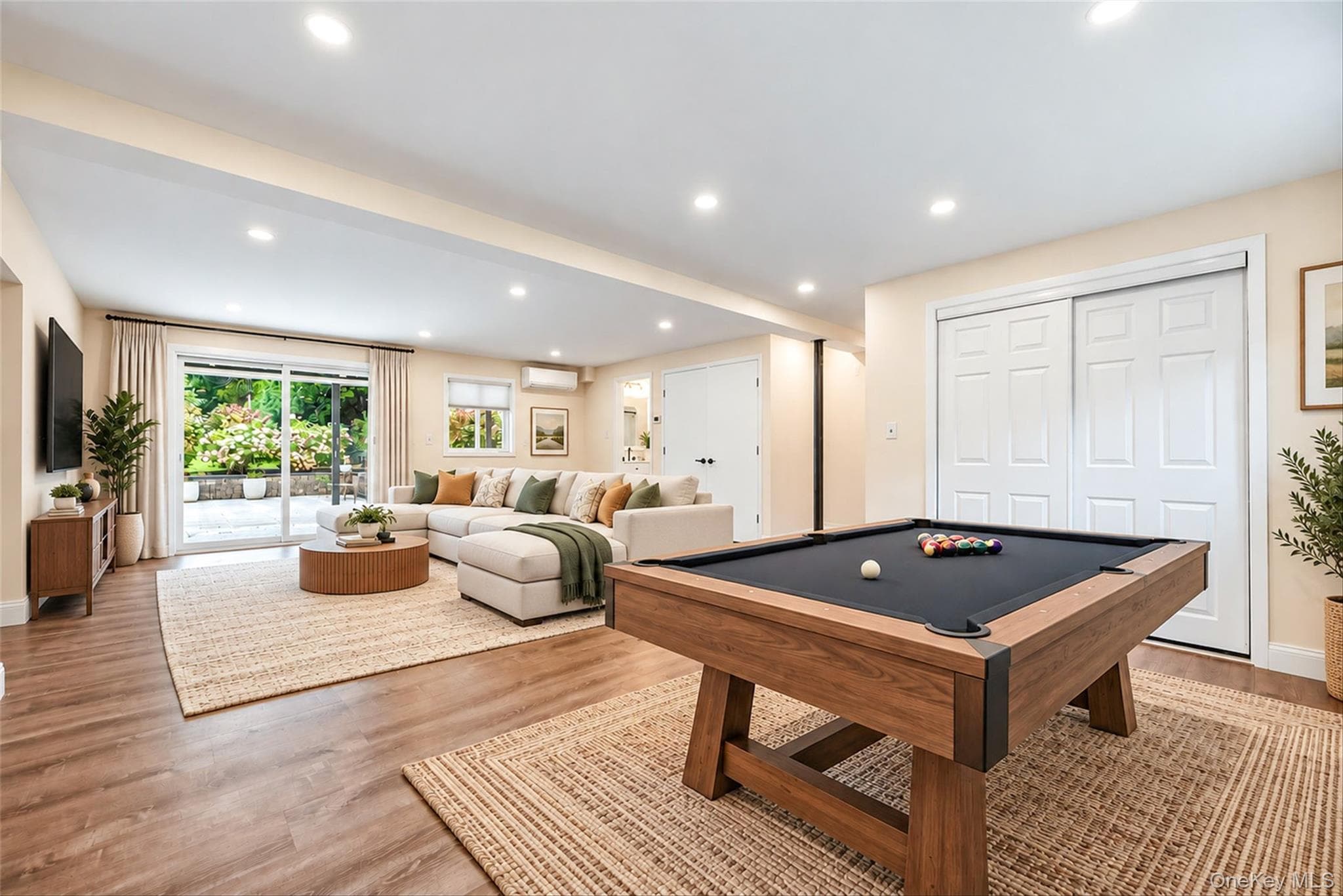 152 California Road thumbnail 27