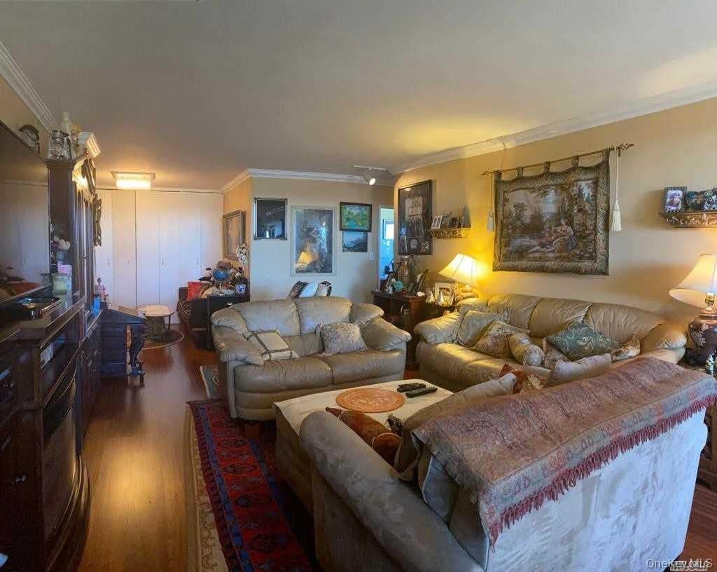 61-20 Grand Central Parkway Unit: C 705 thumbnail 6