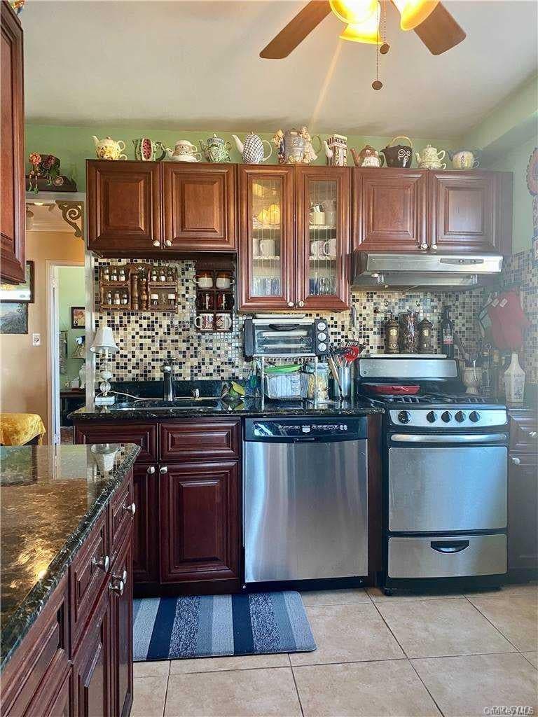 61-20 Grand Central Parkway Unit: C 705 thumbnail 13