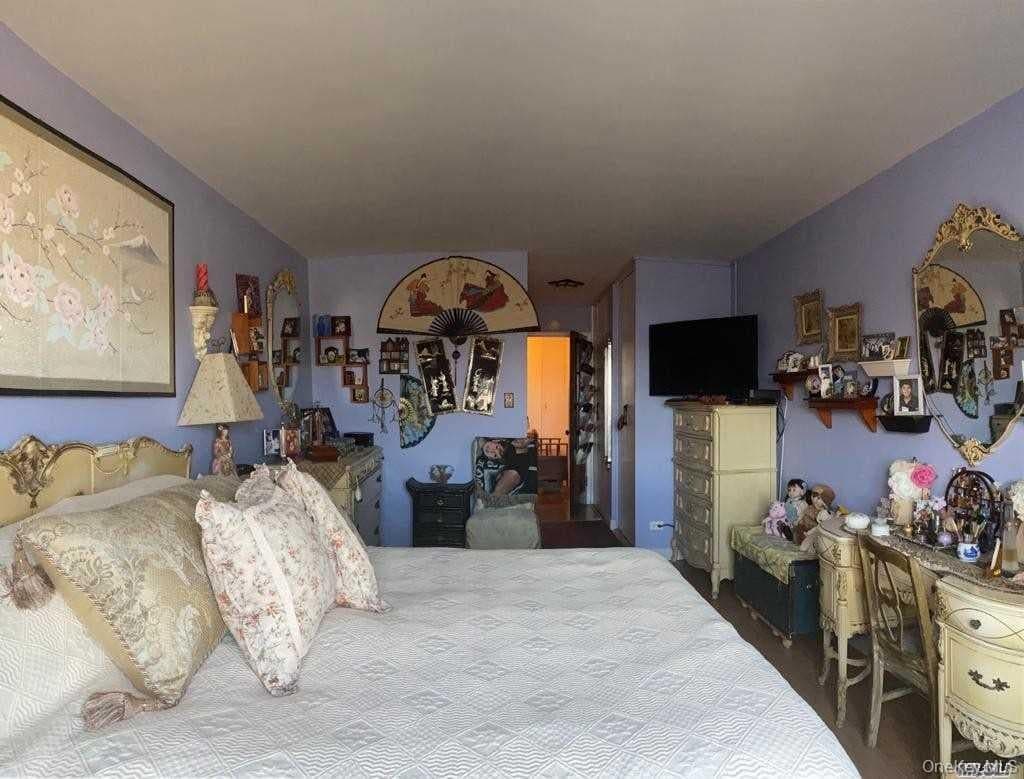 61-20 Grand Central Parkway Unit: C 705 thumbnail 19