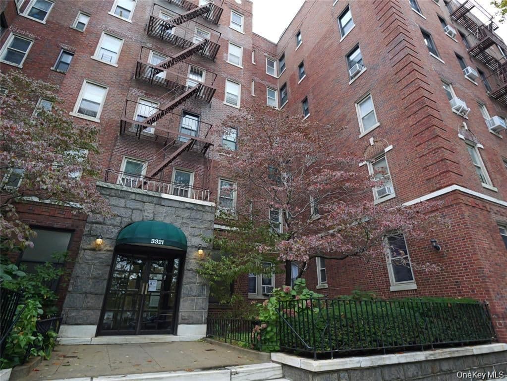 3321 Bruckner Boulevard Unit: 5J thumbnail 2