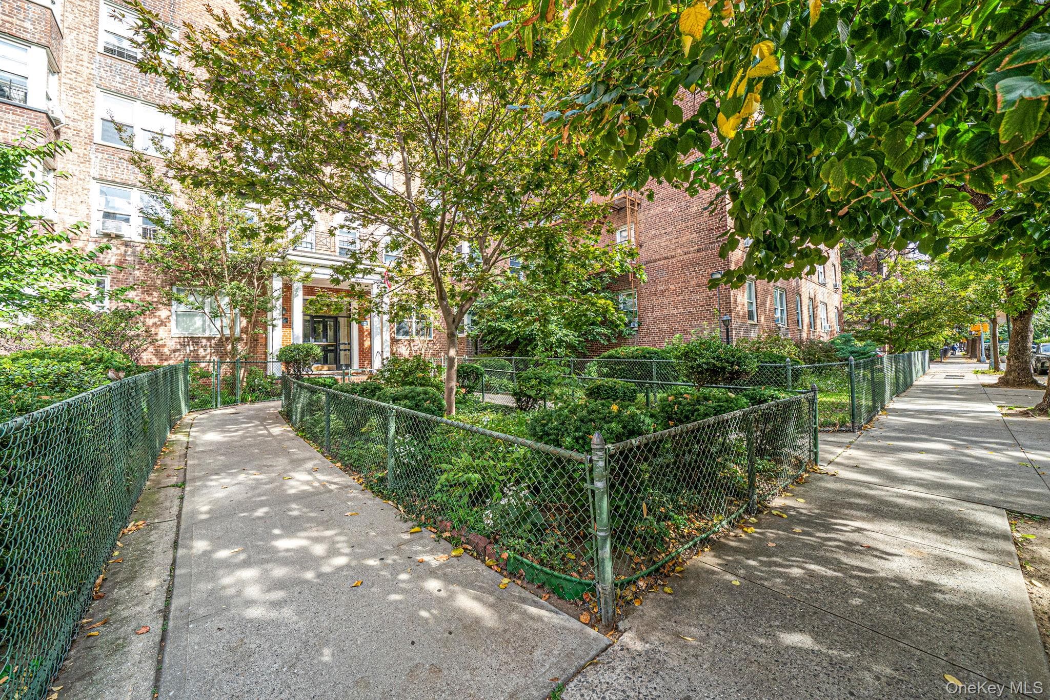 8611 34th Avenue Unit: 2N thumbnail 18