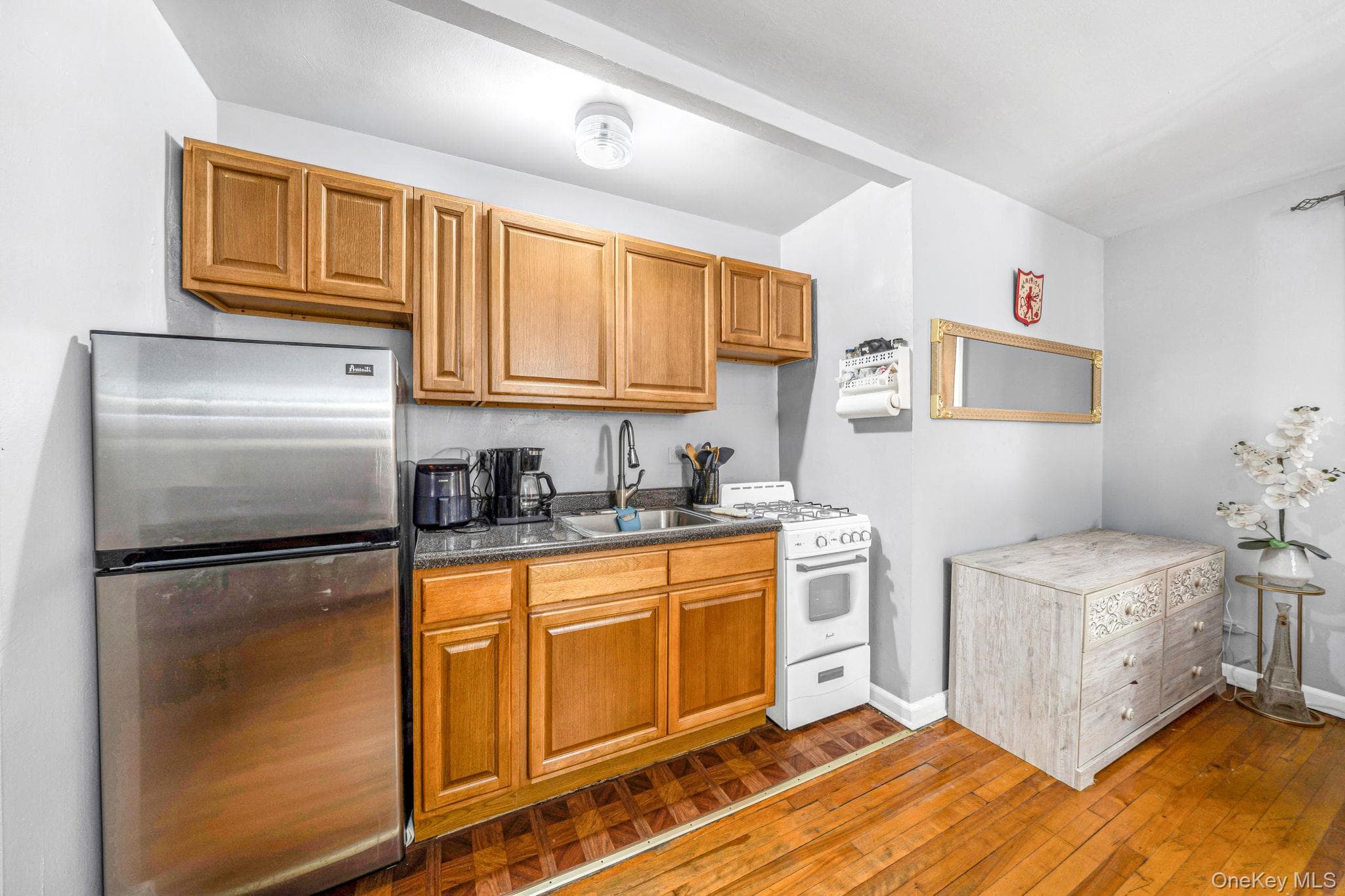 8611 34th Avenue Unit: 2N thumbnail 5