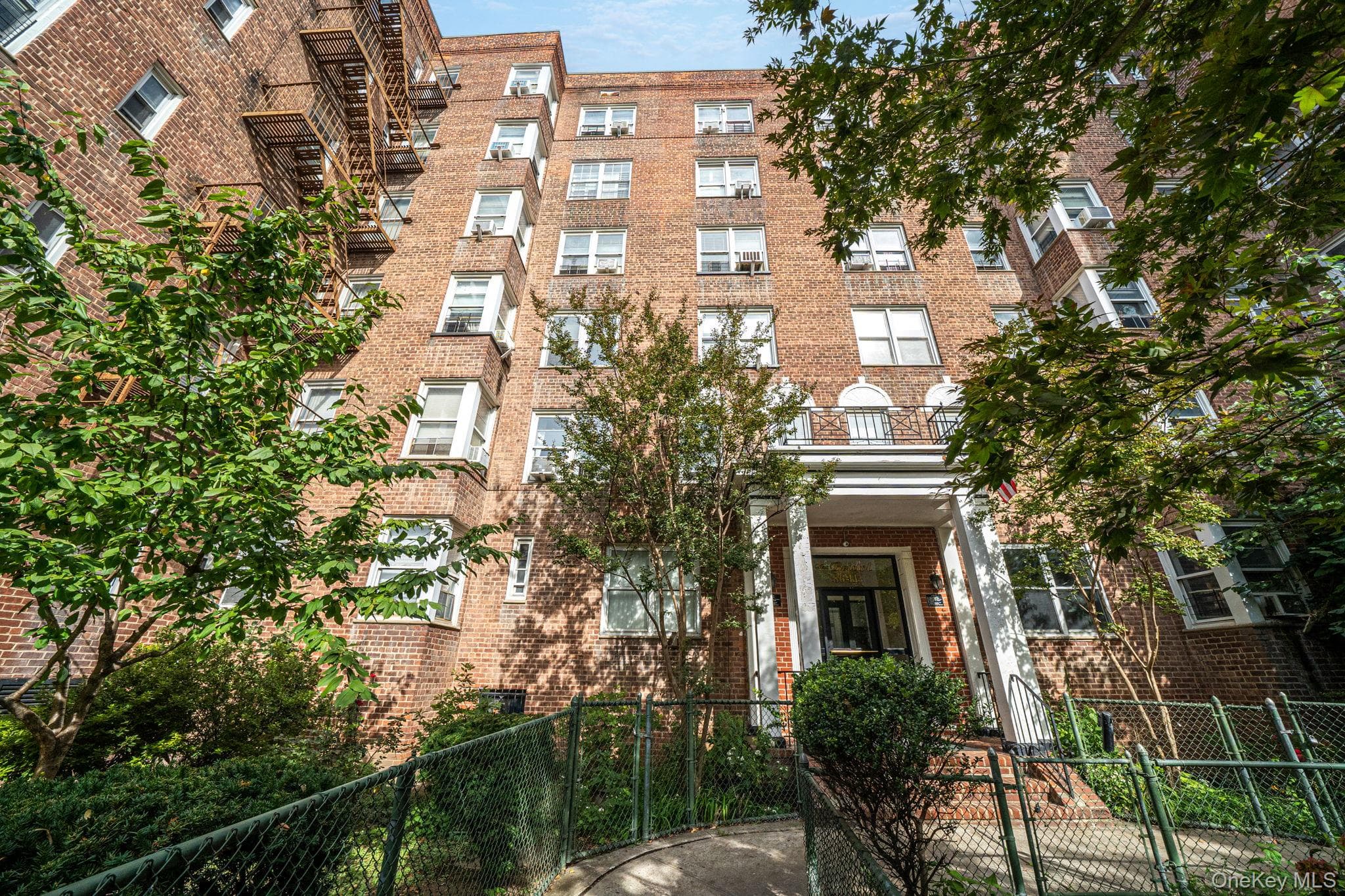 8611 34th Avenue Unit: 2N thumbnail 17