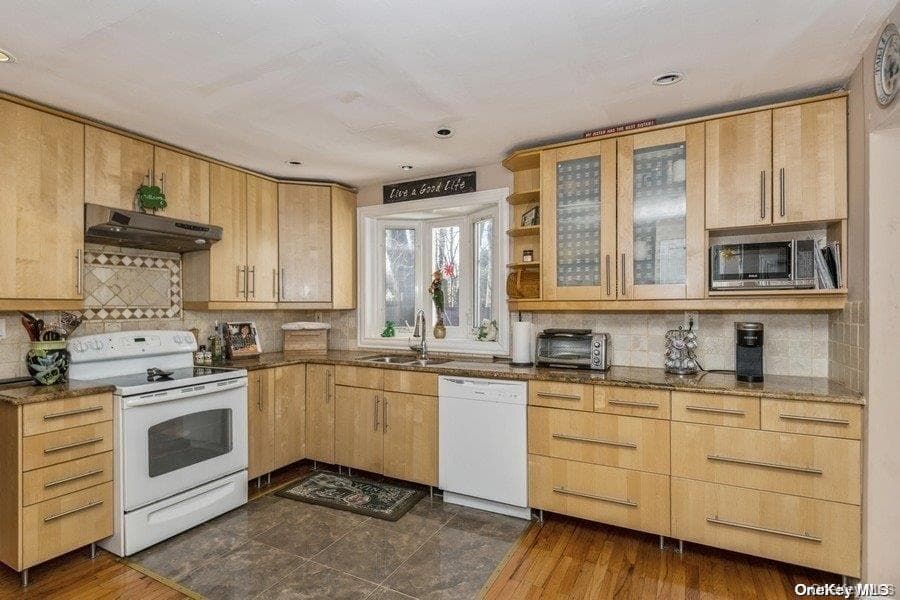 93 Beacon Hill Road thumbnail 9
