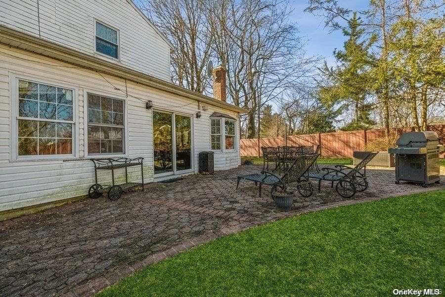 93 Beacon Hill Road thumbnail 3