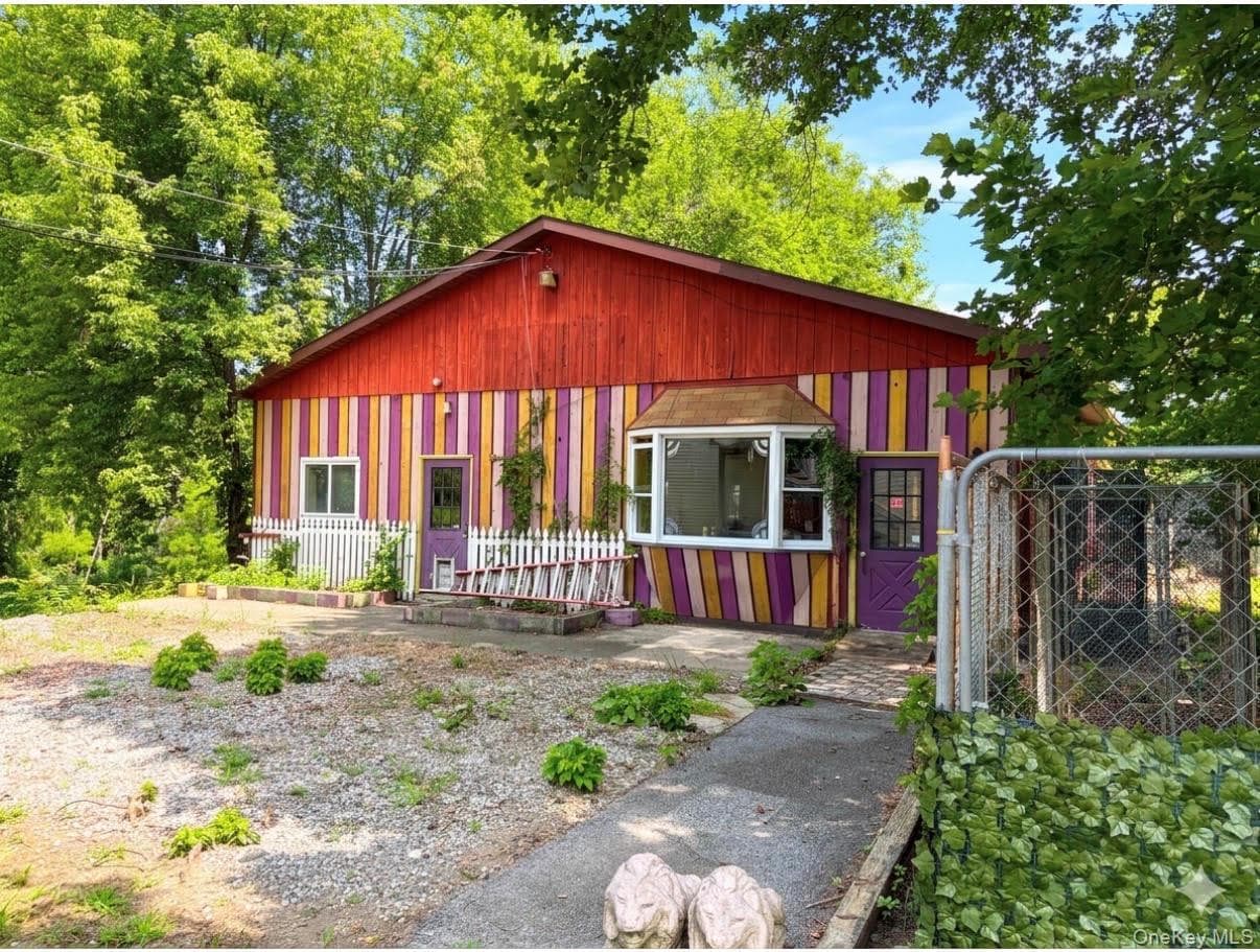 48 Maple Avenue thumbnail 10