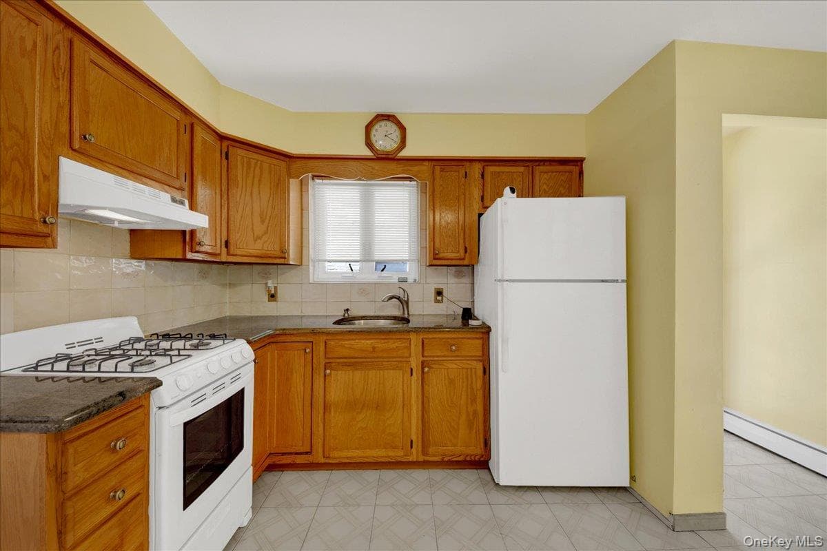 279 Throggs Neck Boulevard thumbnail 14