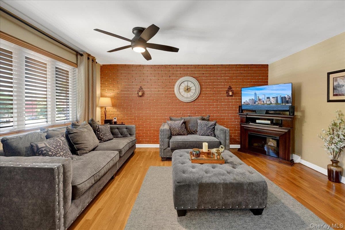279 Throggs Neck Boulevard thumbnail 5