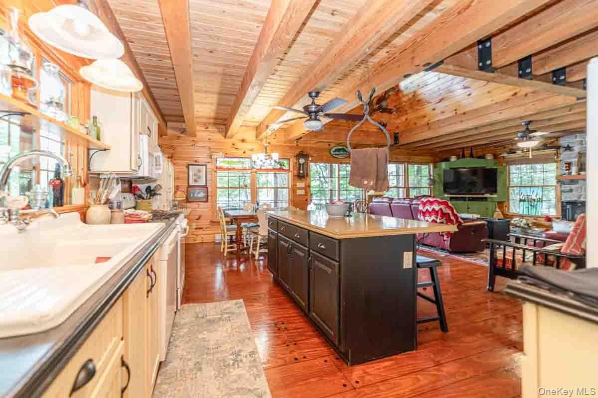 150 Thompsonville Road Unit: 20 thumbnail 7