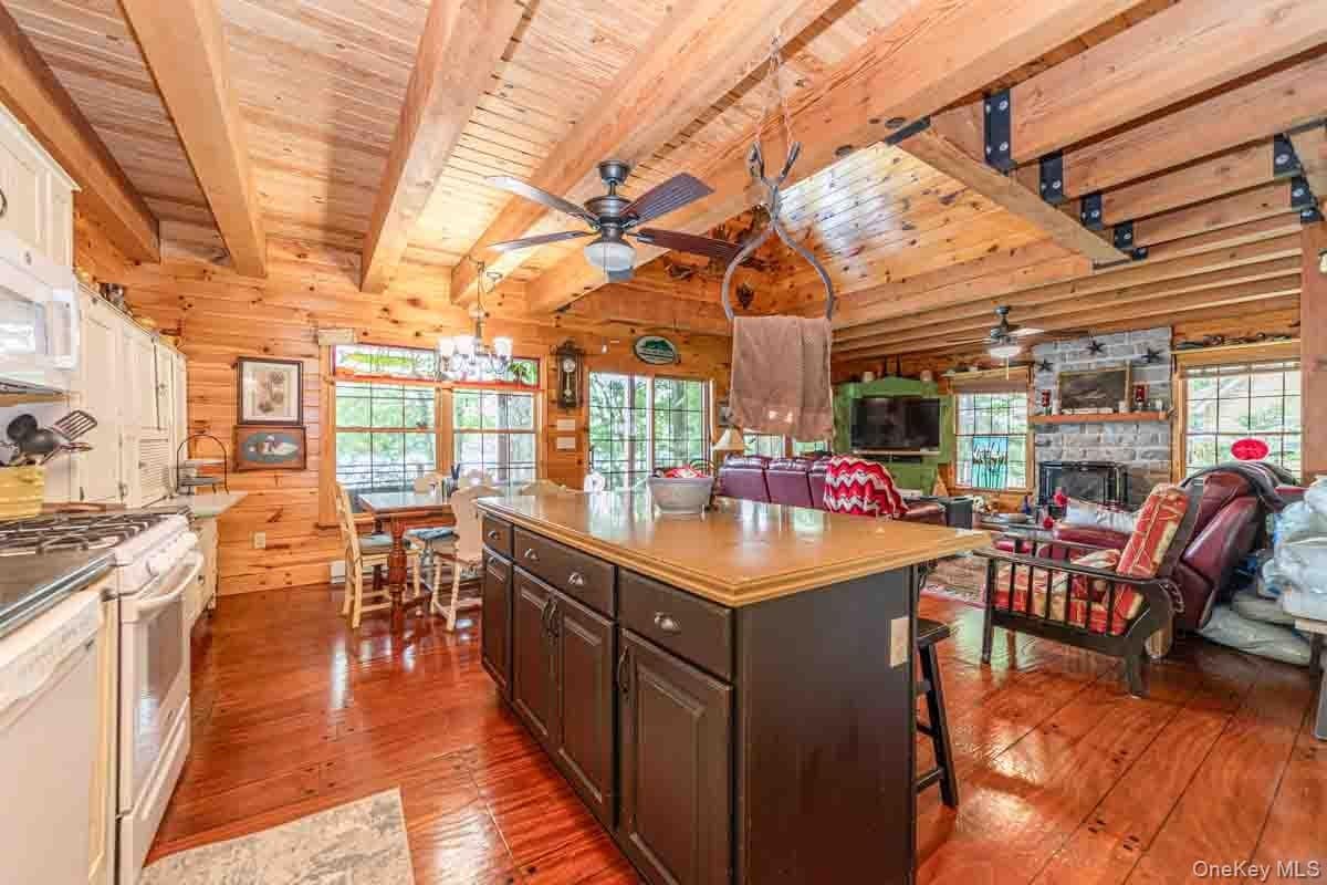 150 Thompsonville Road Unit: 20 thumbnail 9