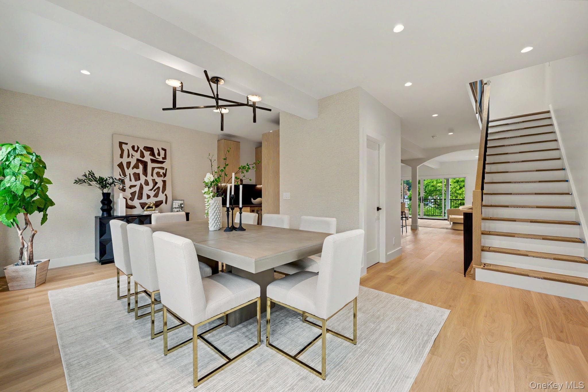 19 Davenport Avenue thumbnail 16