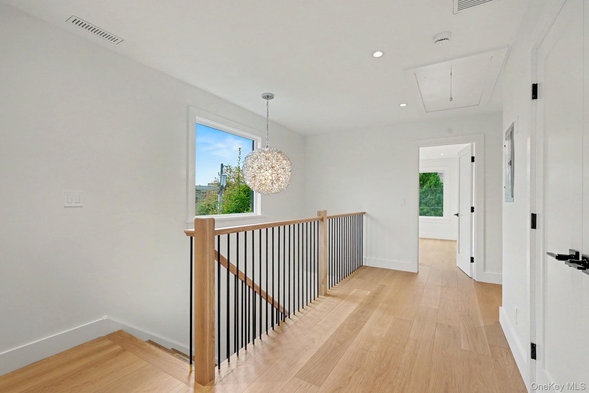 19 Davenport Avenue thumbnail 26
