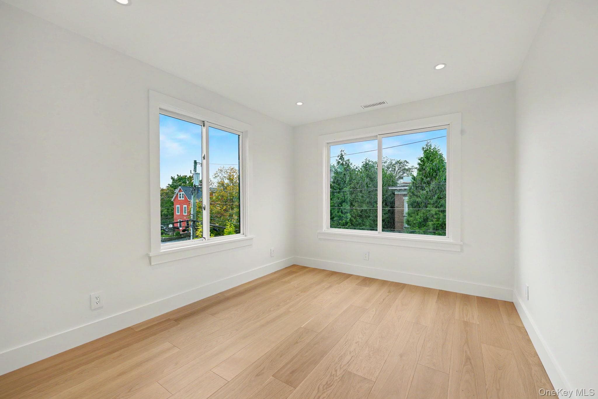 19 Davenport Avenue thumbnail 27