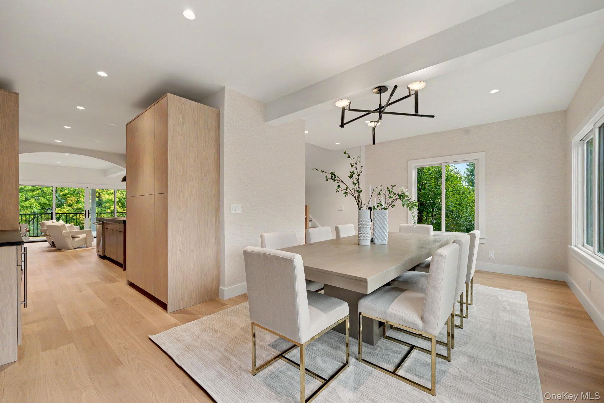 19 Davenport Avenue thumbnail 14