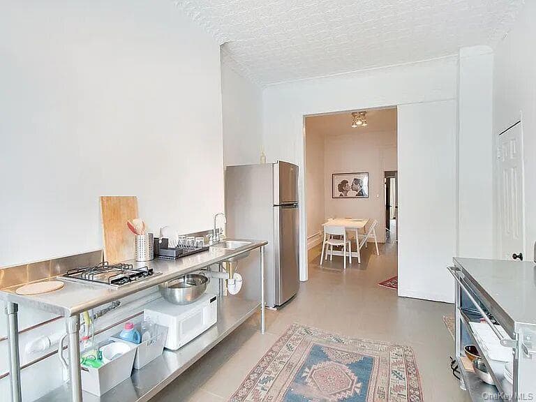 181 Irving Avenue thumbnail 13