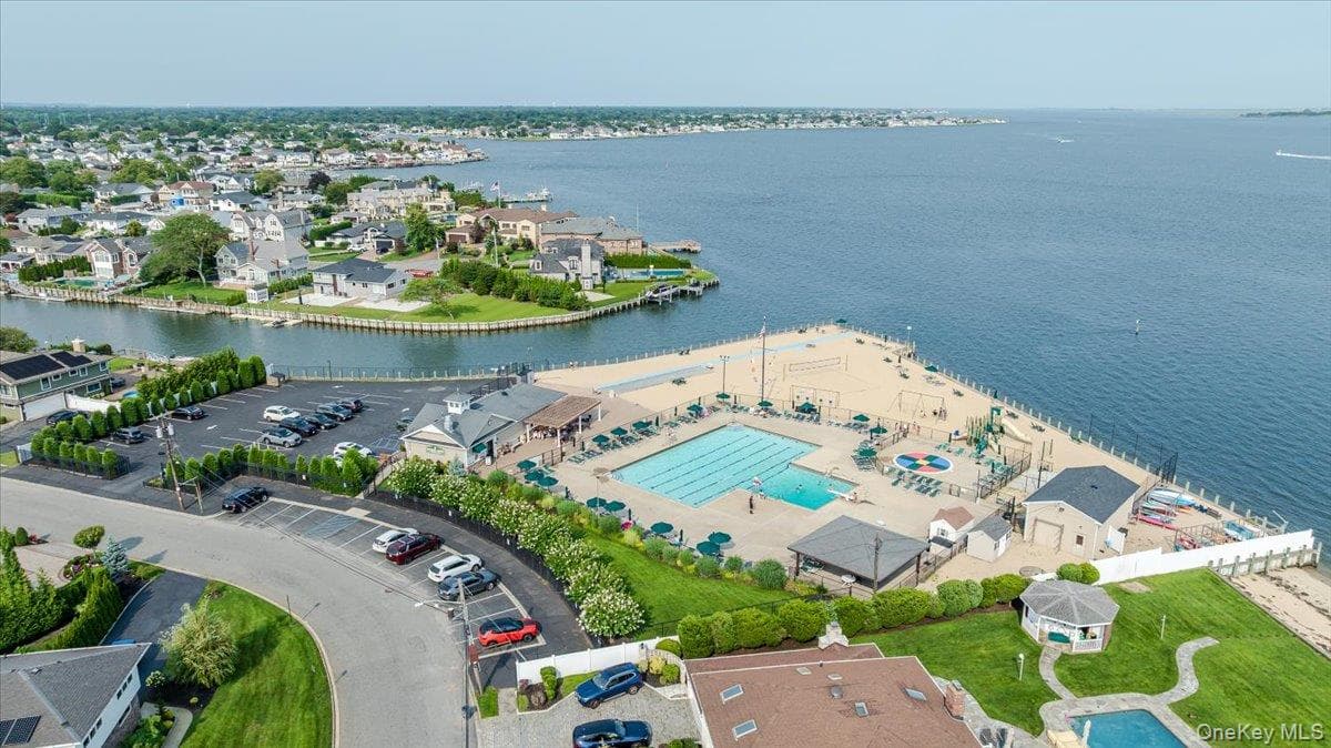 150 Harborview Drive thumbnail 35