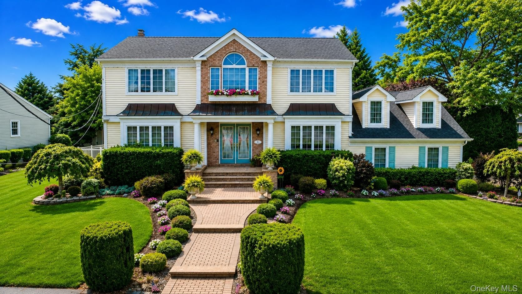 150 Harborview Drive, Massapequa