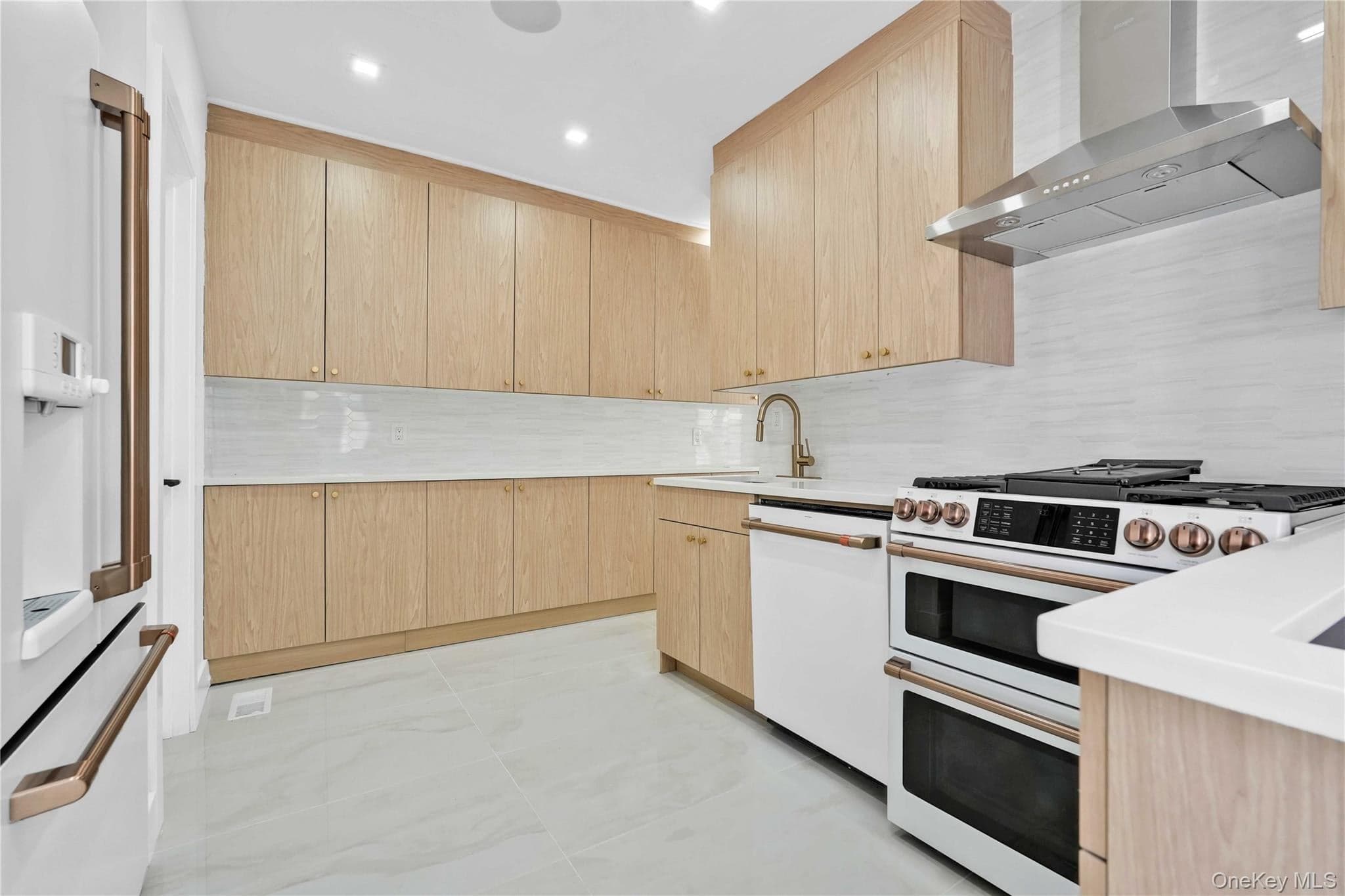 1050 E 31st Street thumbnail 9