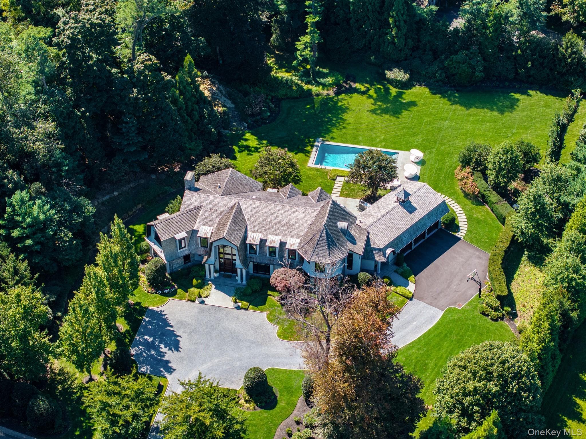 2 Hidden Pond Drive thumbnail 2