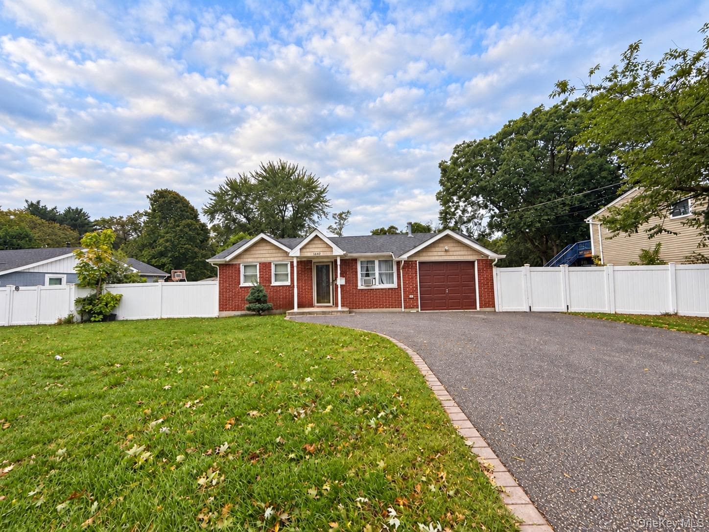 1660 N Gardiner Drive, Bay Shore