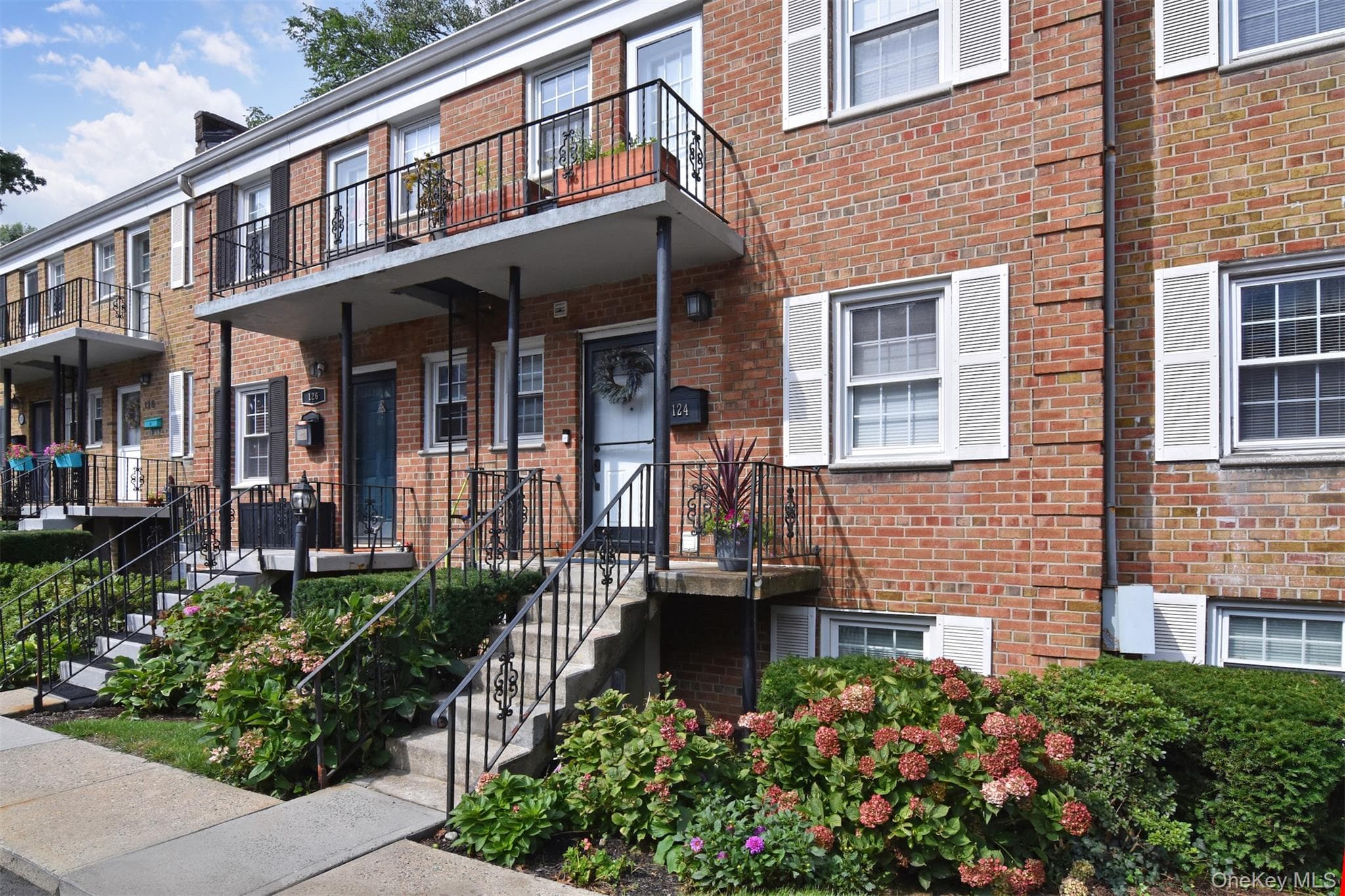 124 Texas Avenue, Bronxville