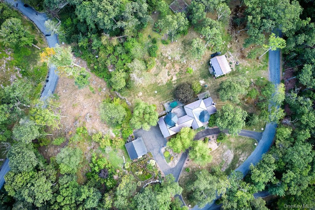 21 Cannon Hill Road thumbnail 8