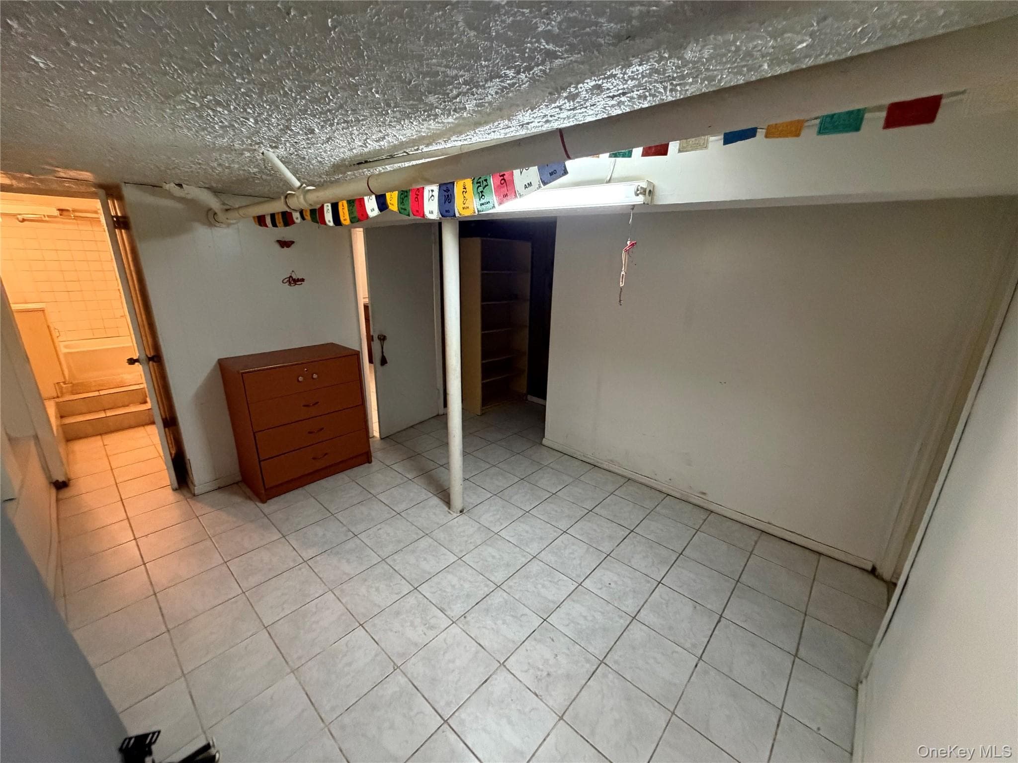 39-68 59th Street thumbnail 32
