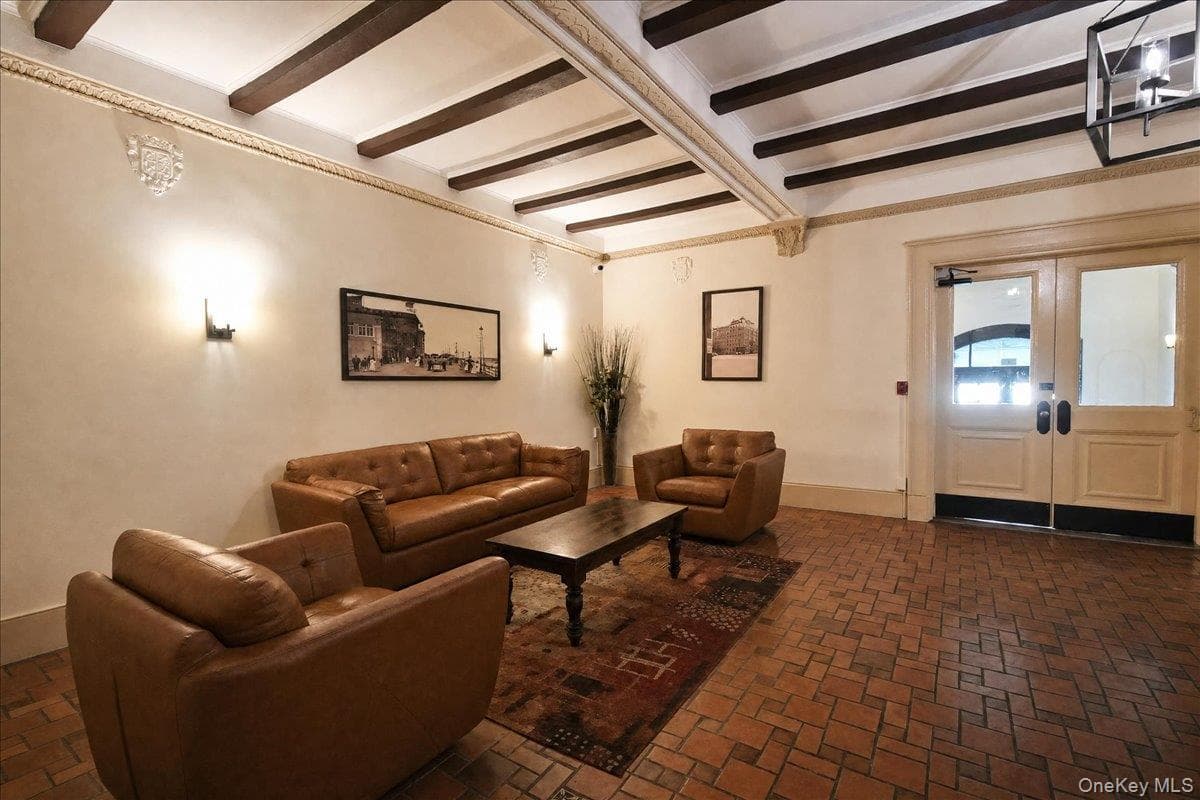 310 Riverside Boulevard Unit: 3i thumbnail 4