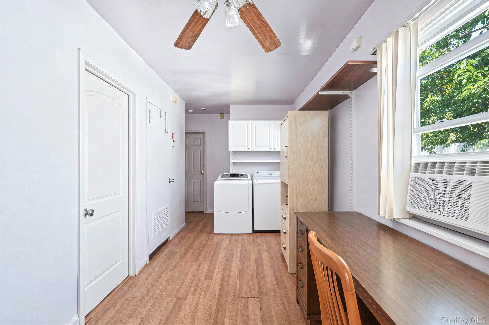 182 Commack Road thumbnail 28