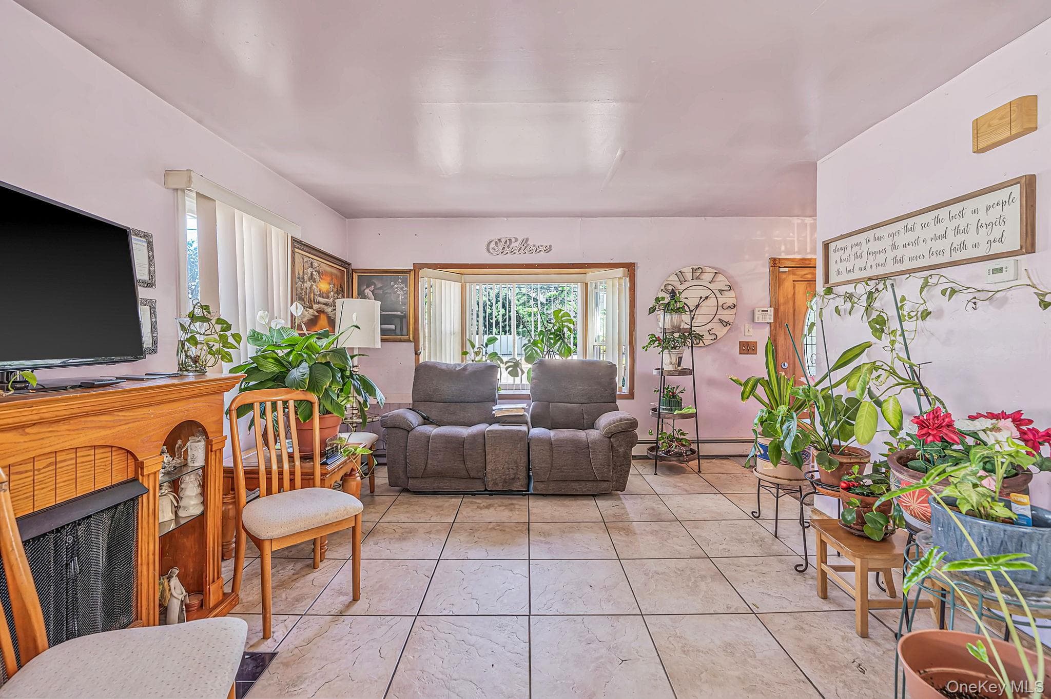 182 Commack Road thumbnail 16