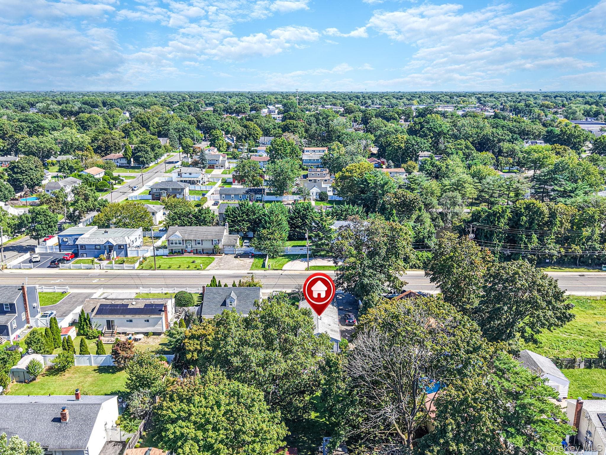 182 Commack Road thumbnail 4