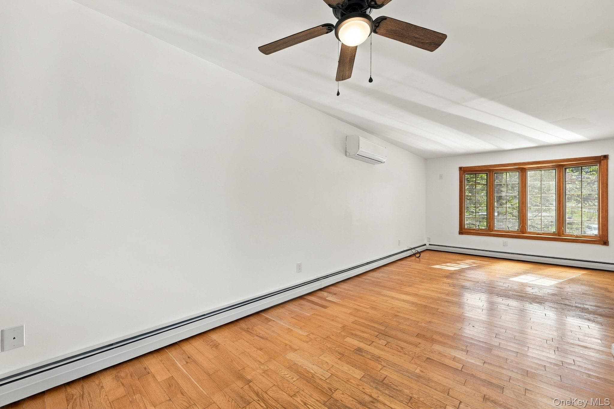 611 N Elting Corners Road thumbnail 8