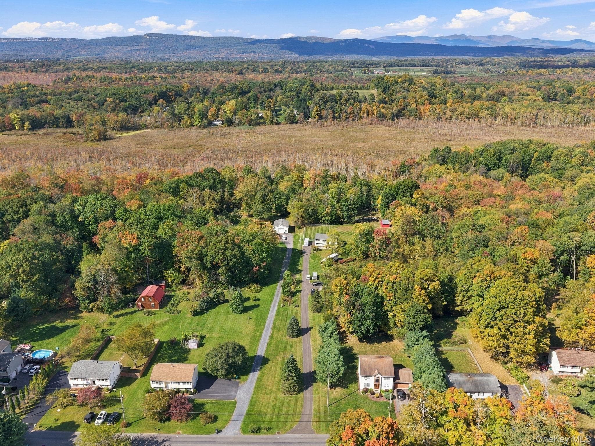 611 N Elting Corners Road thumbnail 36