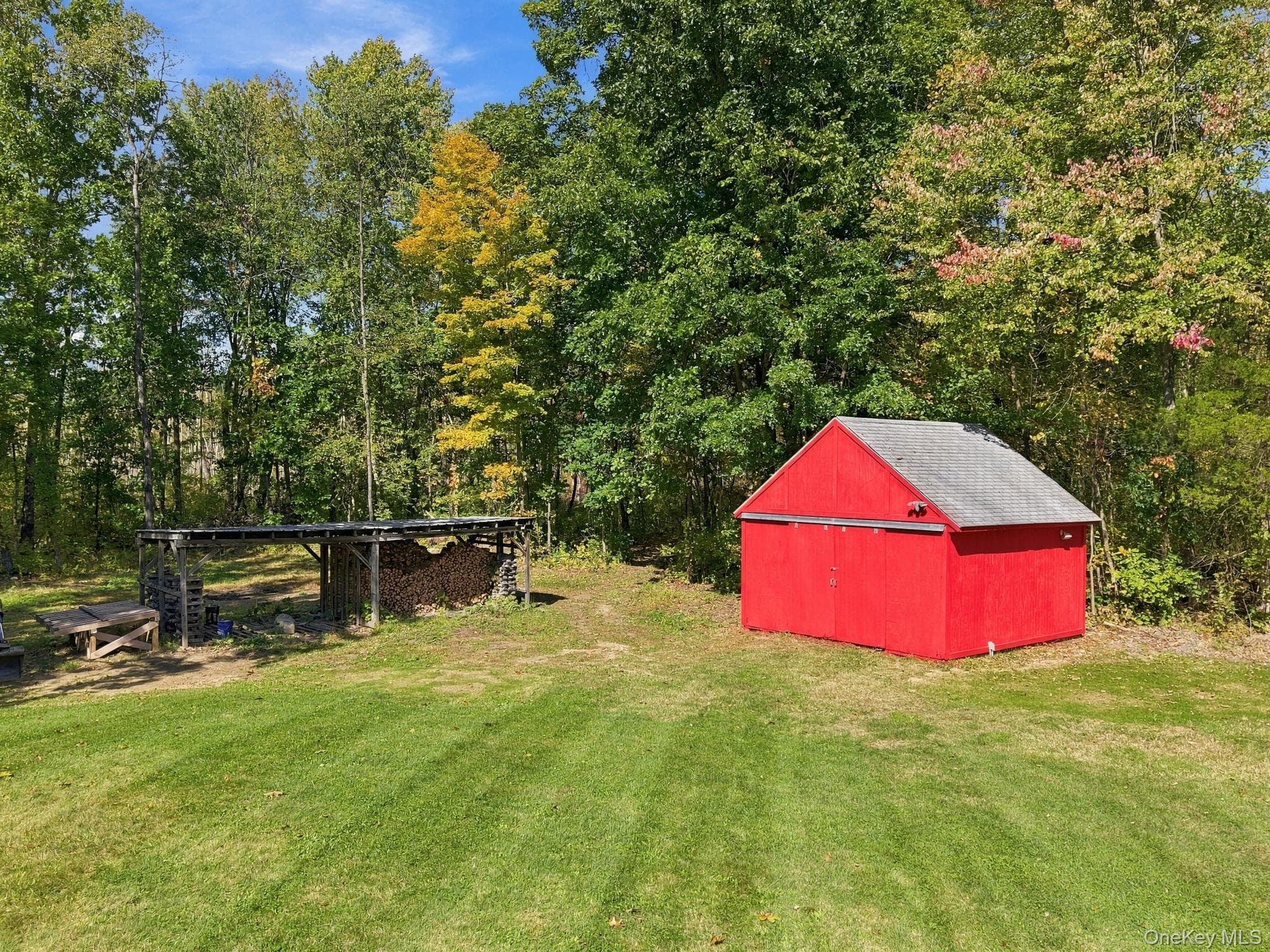 611 N Elting Corners Road thumbnail 27