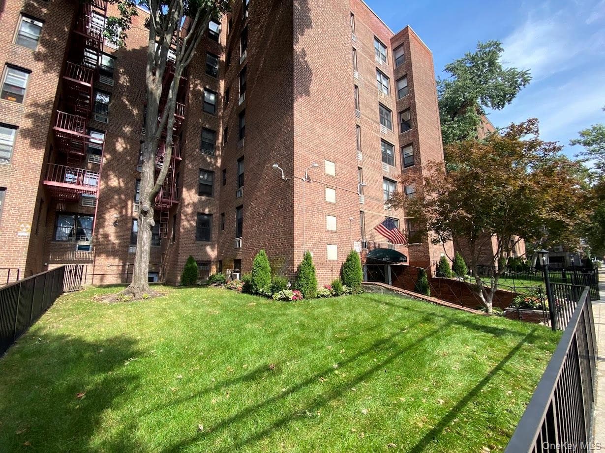 65-15 38th Avenue Unit: 6R thumbnail 24