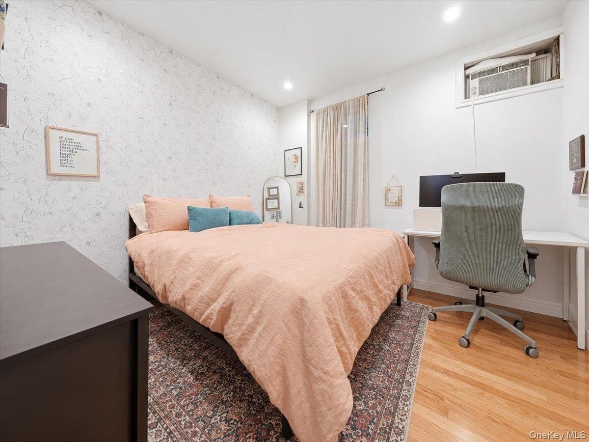 51 W 106th St New York ST Unit: 1A thumbnail 8