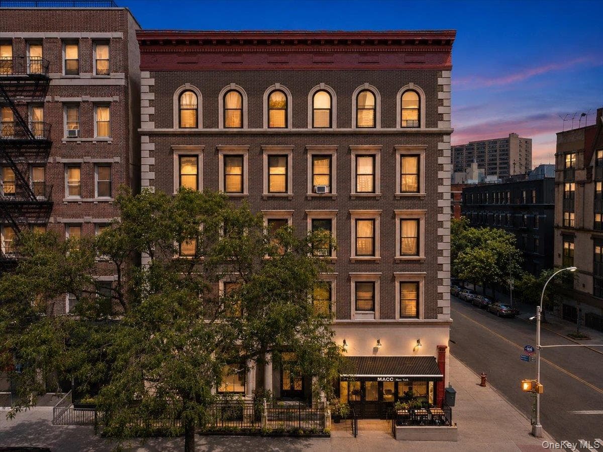 51 W 106th St New York ST Unit: 1A, New York (manhattan)