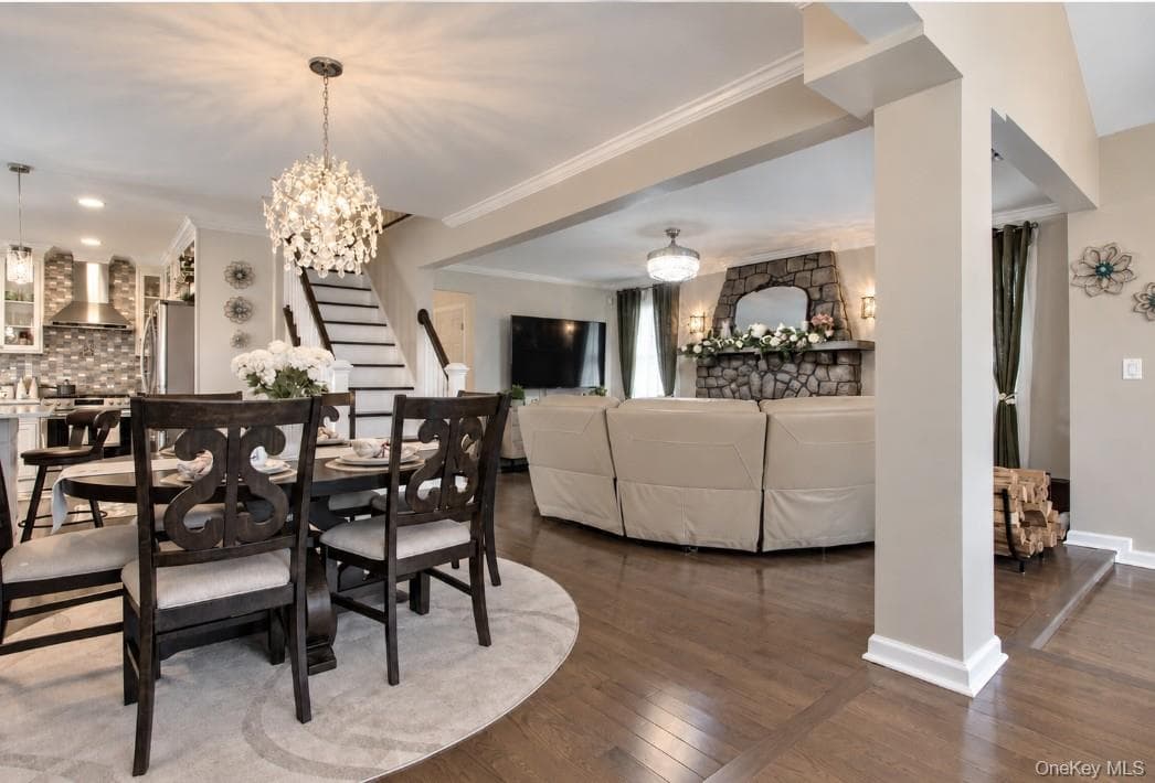 58 W Windsor Parkway thumbnail 4