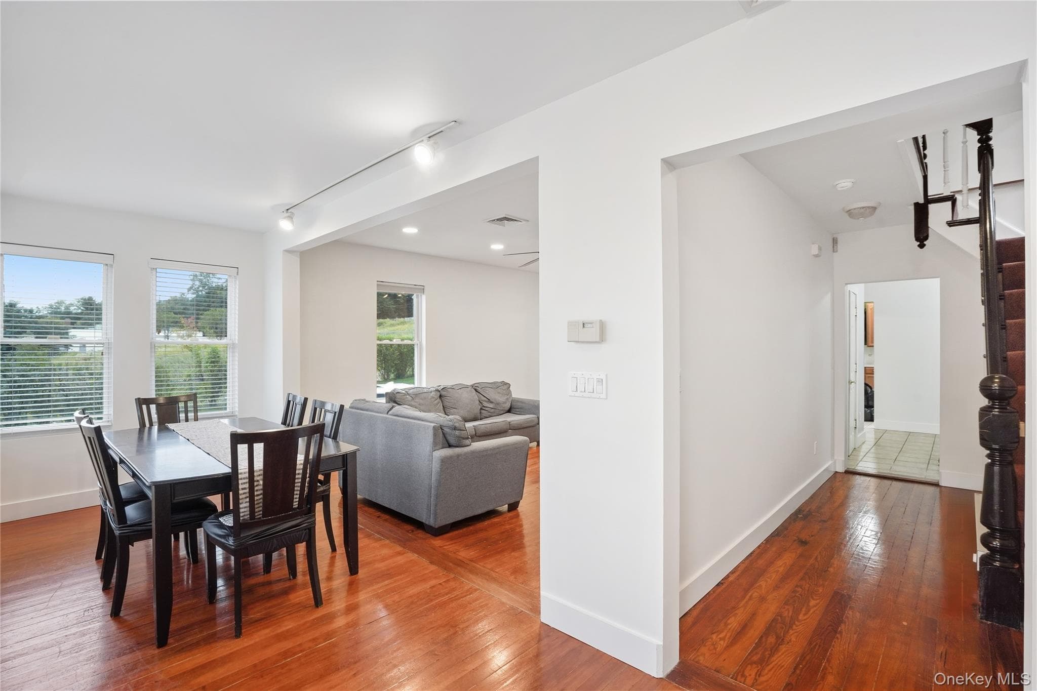 104 Maple Avenue thumbnail 10