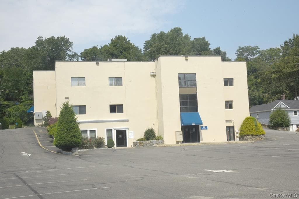 155 Main Street photo 1