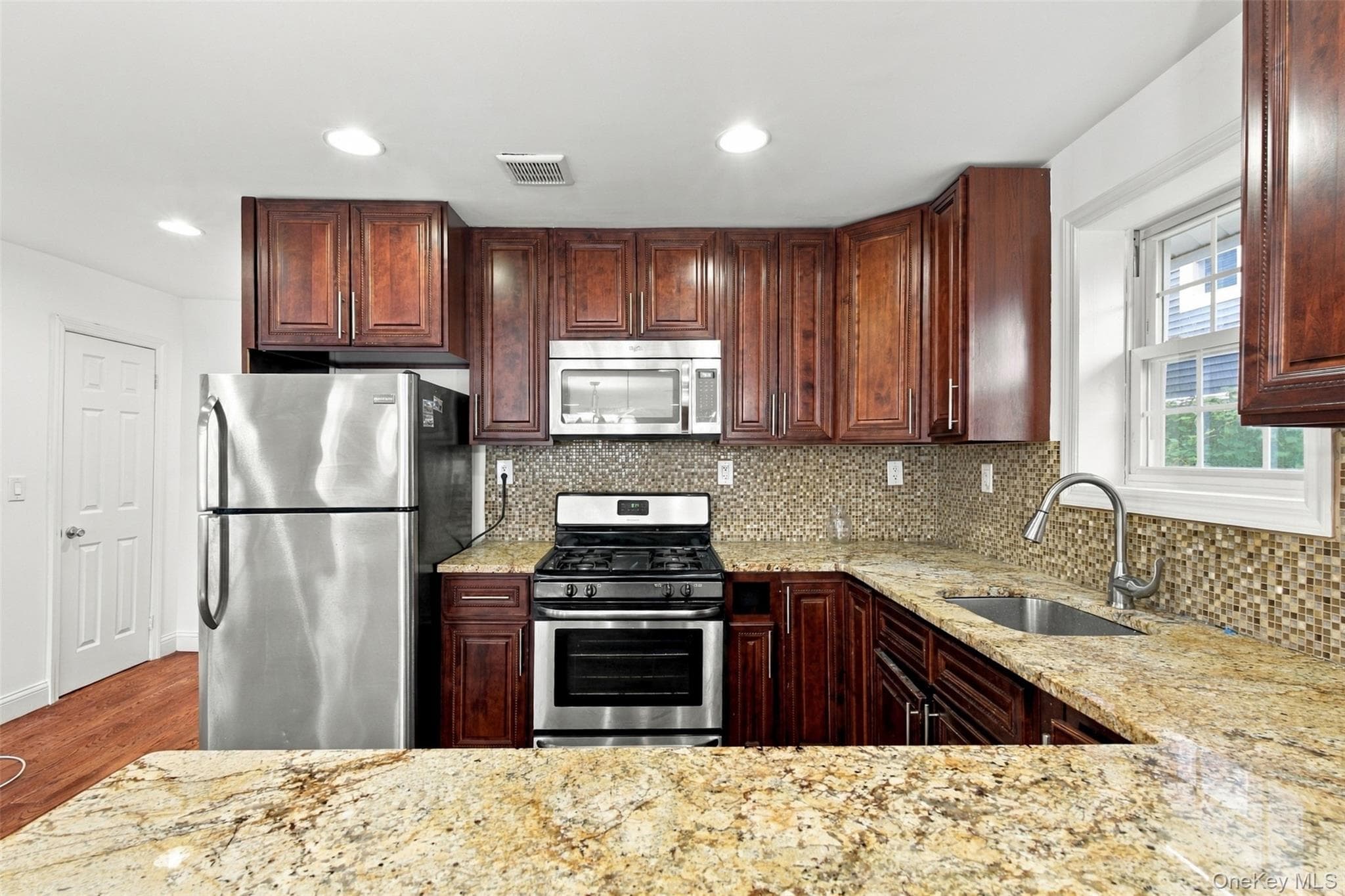 119-27 191st Street thumbnail 8