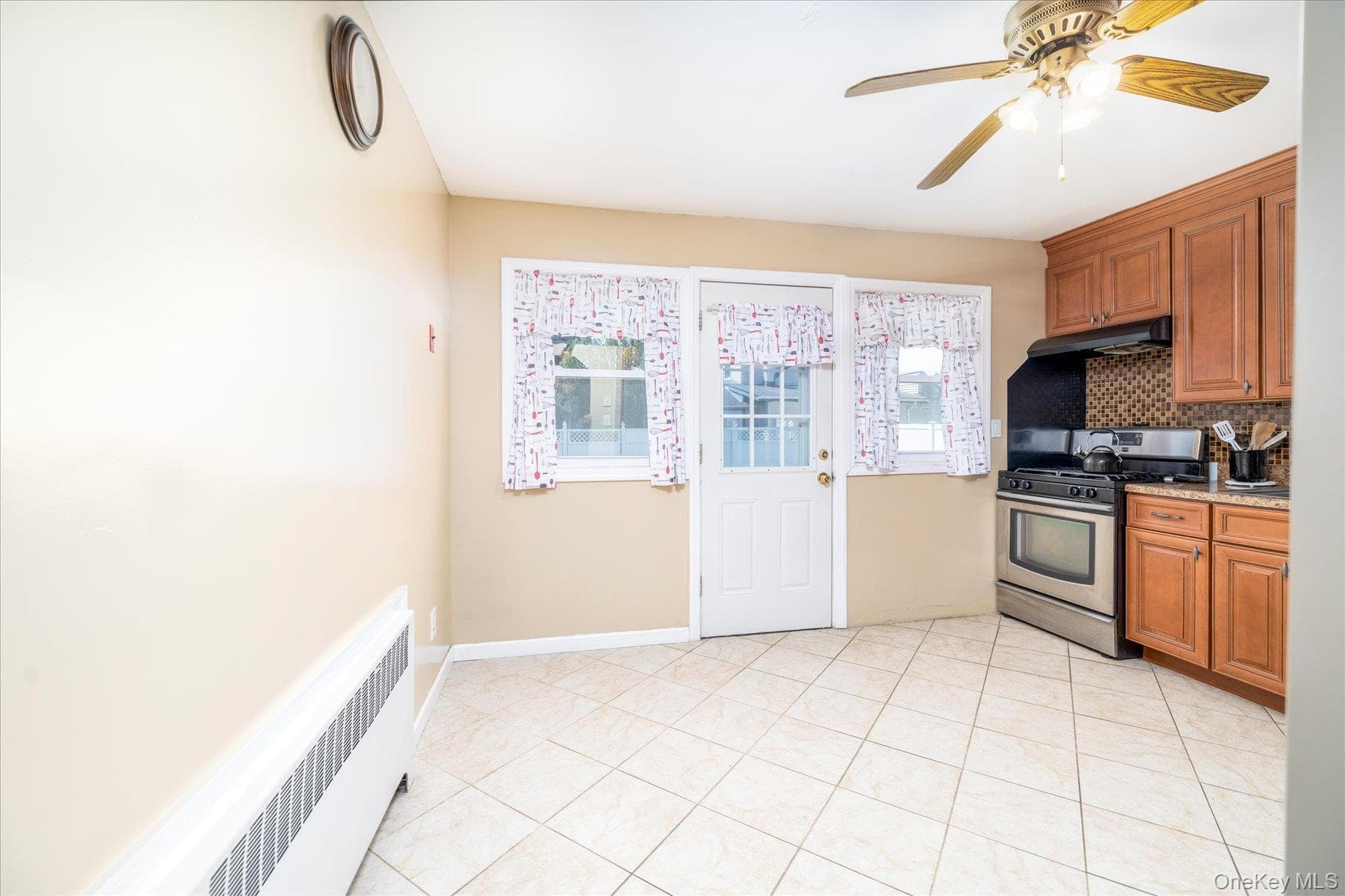 265 W Windsor Parkway thumbnail 10