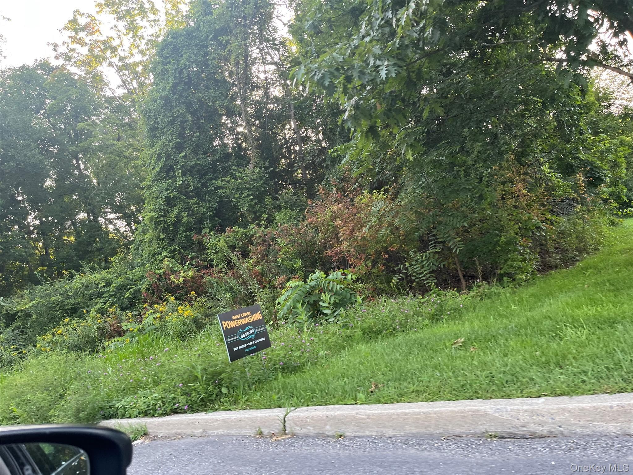 1537 Route 82 thumbnail 4