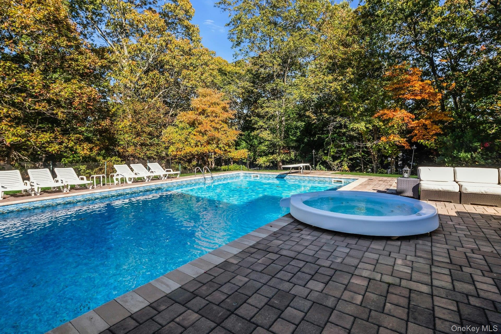 10 Bay Woods Drive thumbnail 46