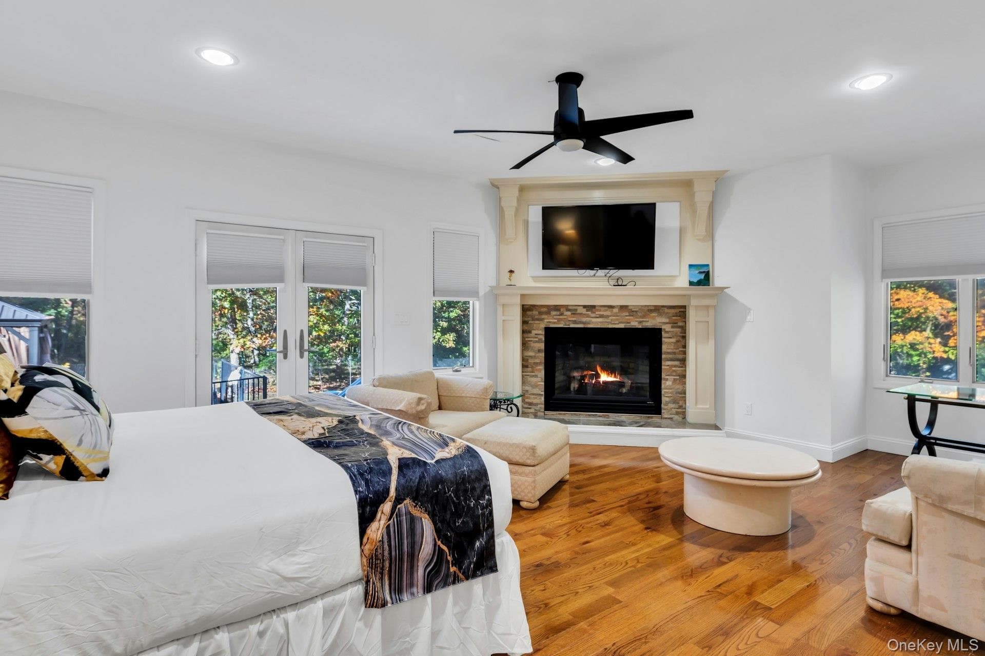 10 Bay Woods Drive thumbnail 31