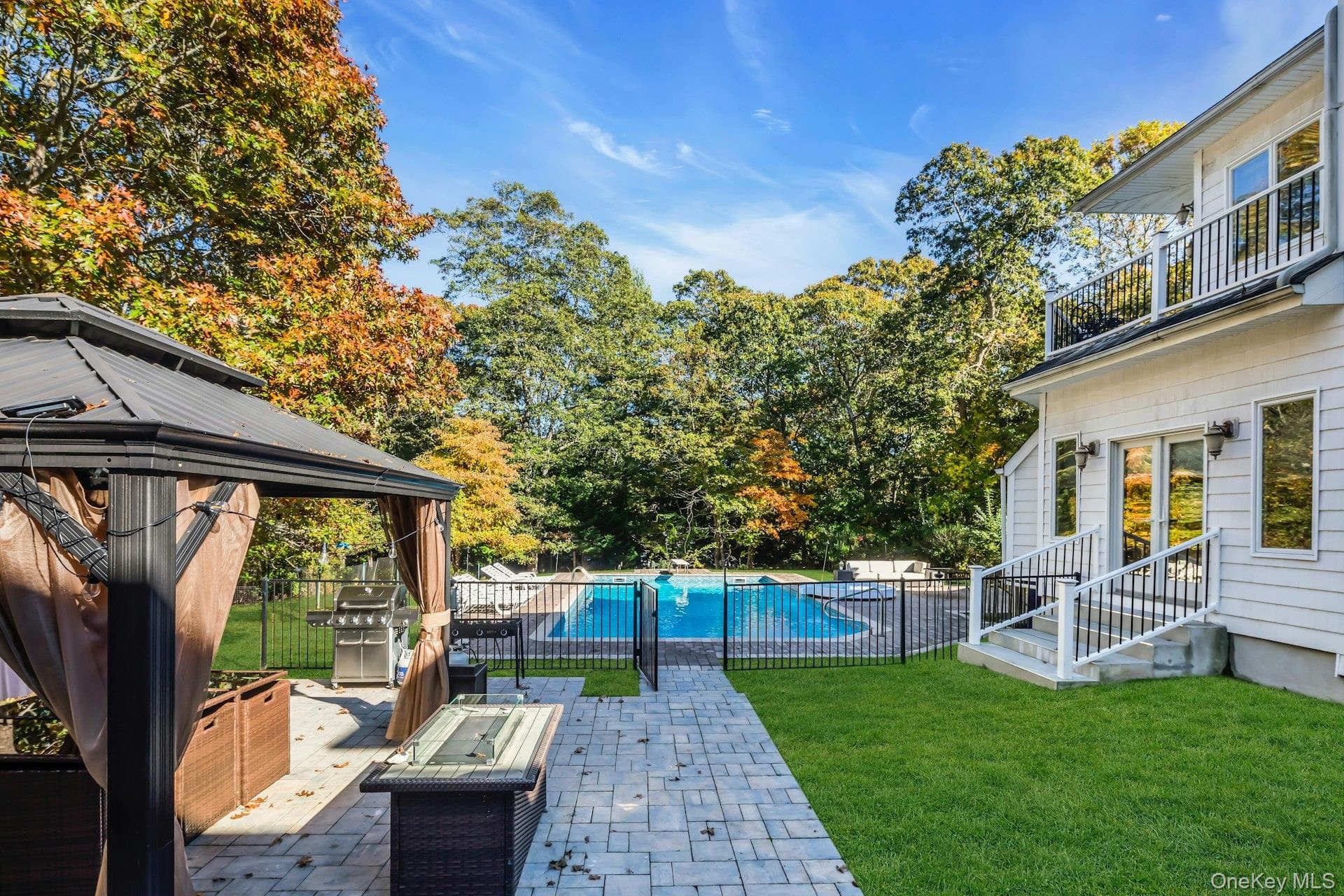 10 Bay Woods Drive thumbnail 43