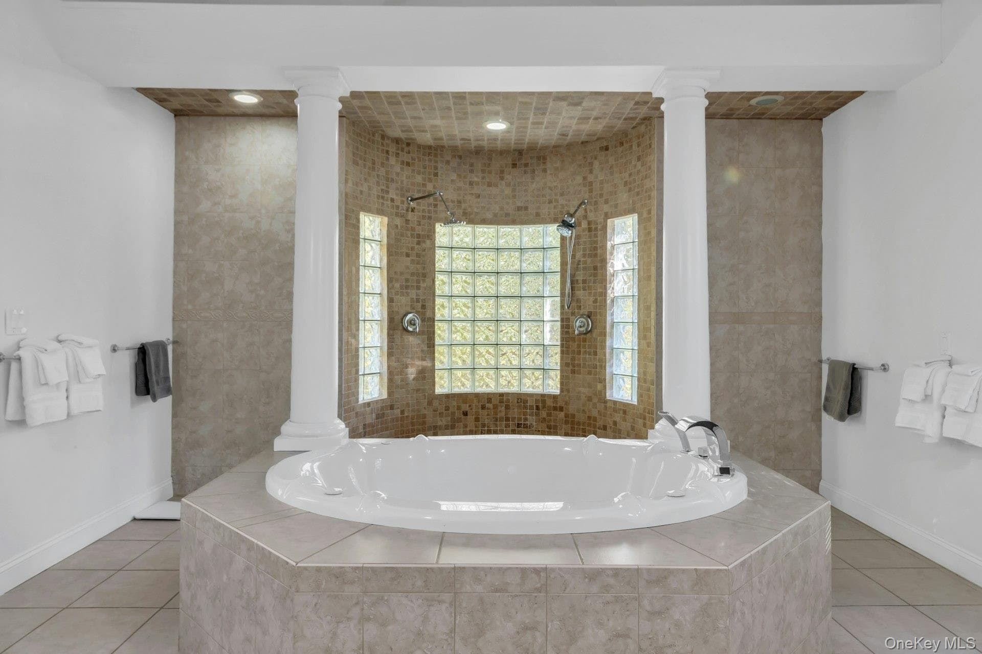10 Bay Woods Drive thumbnail 32