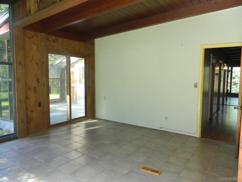 107 Orchard Lane thumbnail 13
